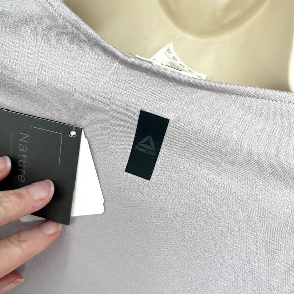 Reebok Nature-X NEW Deep V-Neck Crop Top Sz L Lavender Rib Knit Waist Stretch - Picture 8 of 12